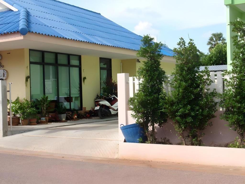 Yamjan Place Surat Thani Buitenkant foto