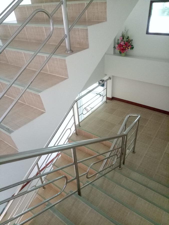 Yamjan Place Surat Thani Buitenkant foto